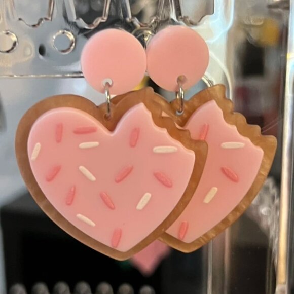 Pink Heart Gingerbread Cookie Earrings - Picture 1 of 4